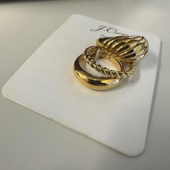 Sculptural gold rings set-of-three - Picture 3 of 7